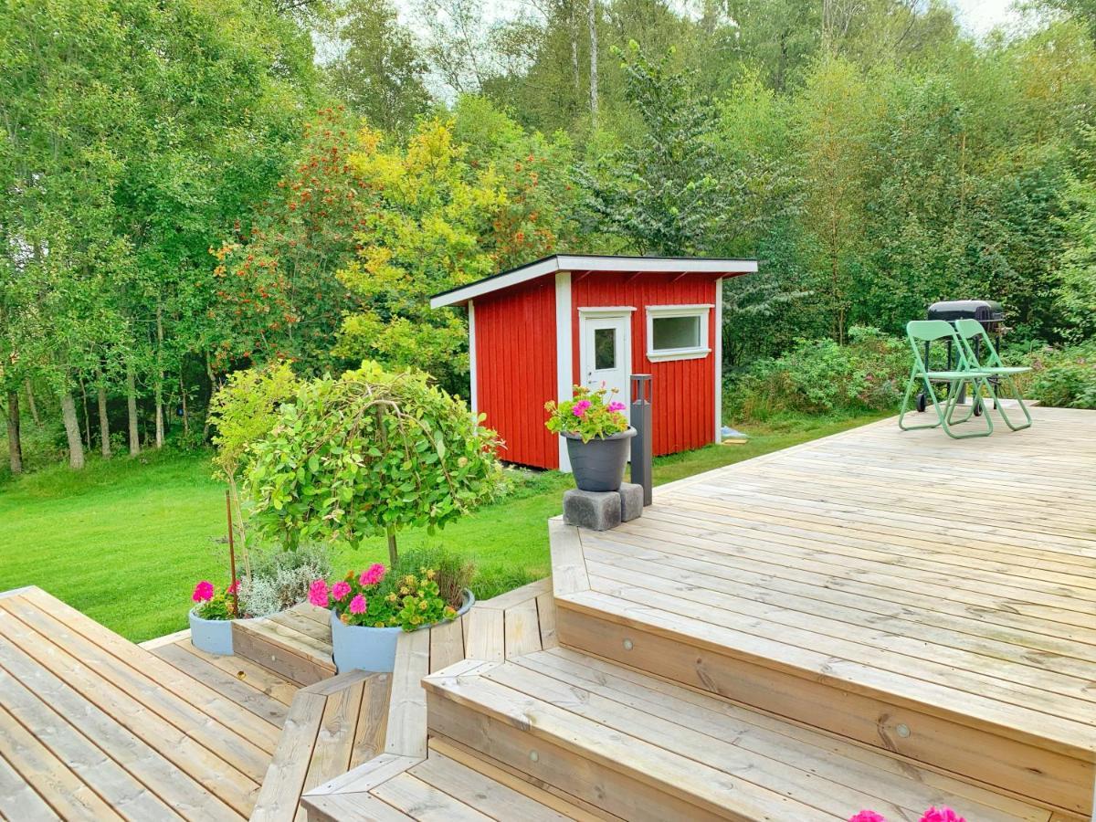 The Blomsholm Cabin - Load Your Electric Car Strömstad Extérieur photo
