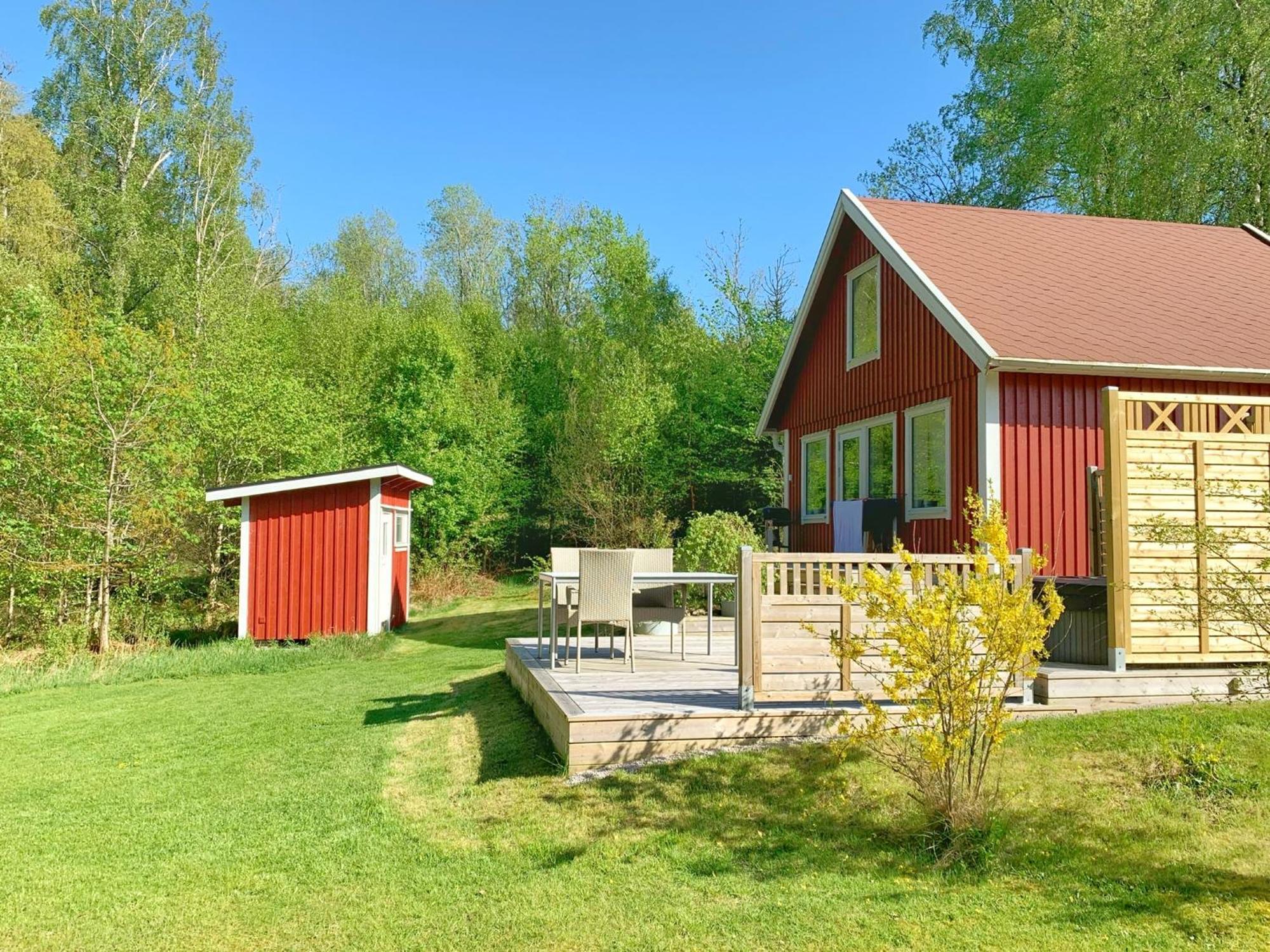 The Blomsholm Cabin - Load Your Electric Car Strömstad Extérieur photo