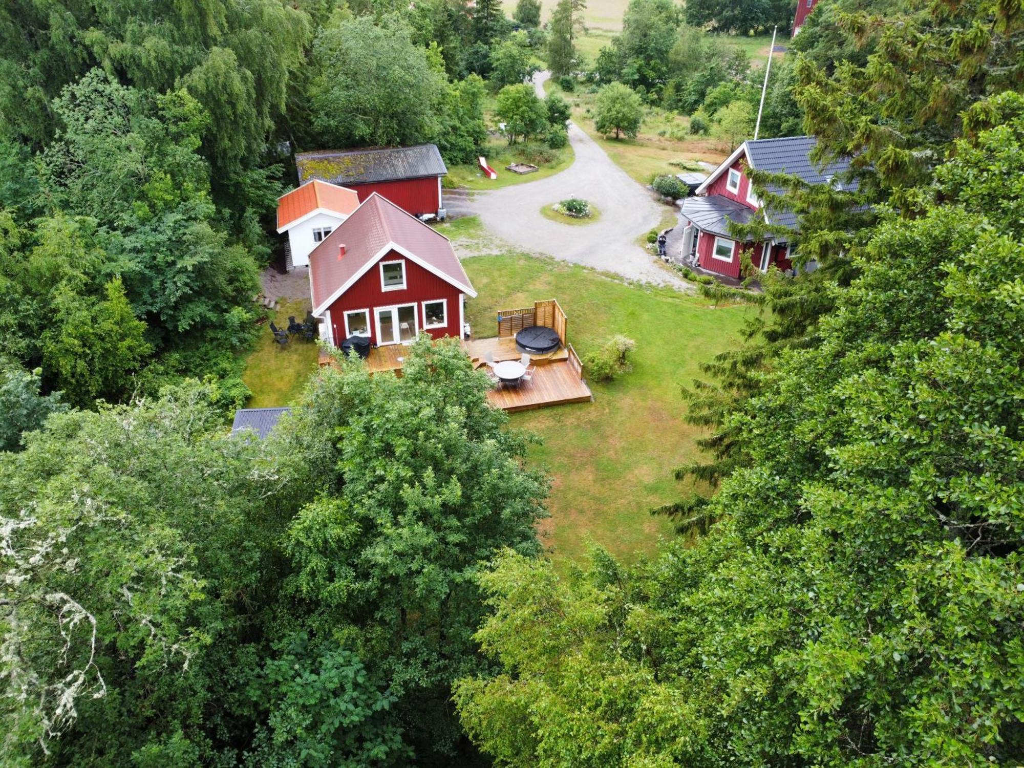 The Blomsholm Cabin - Load Your Electric Car Strömstad Extérieur photo